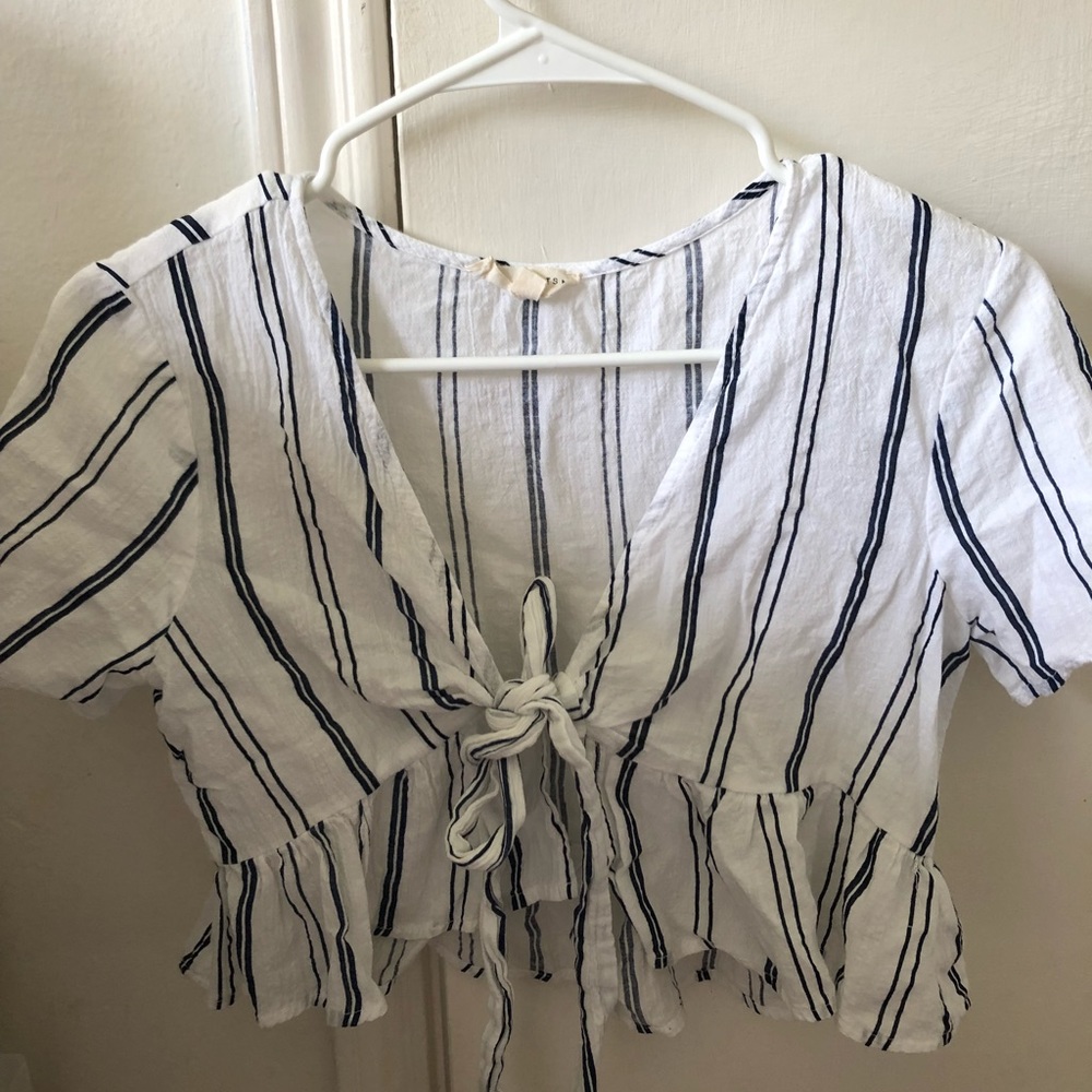 Pacsun striped tie front crop top